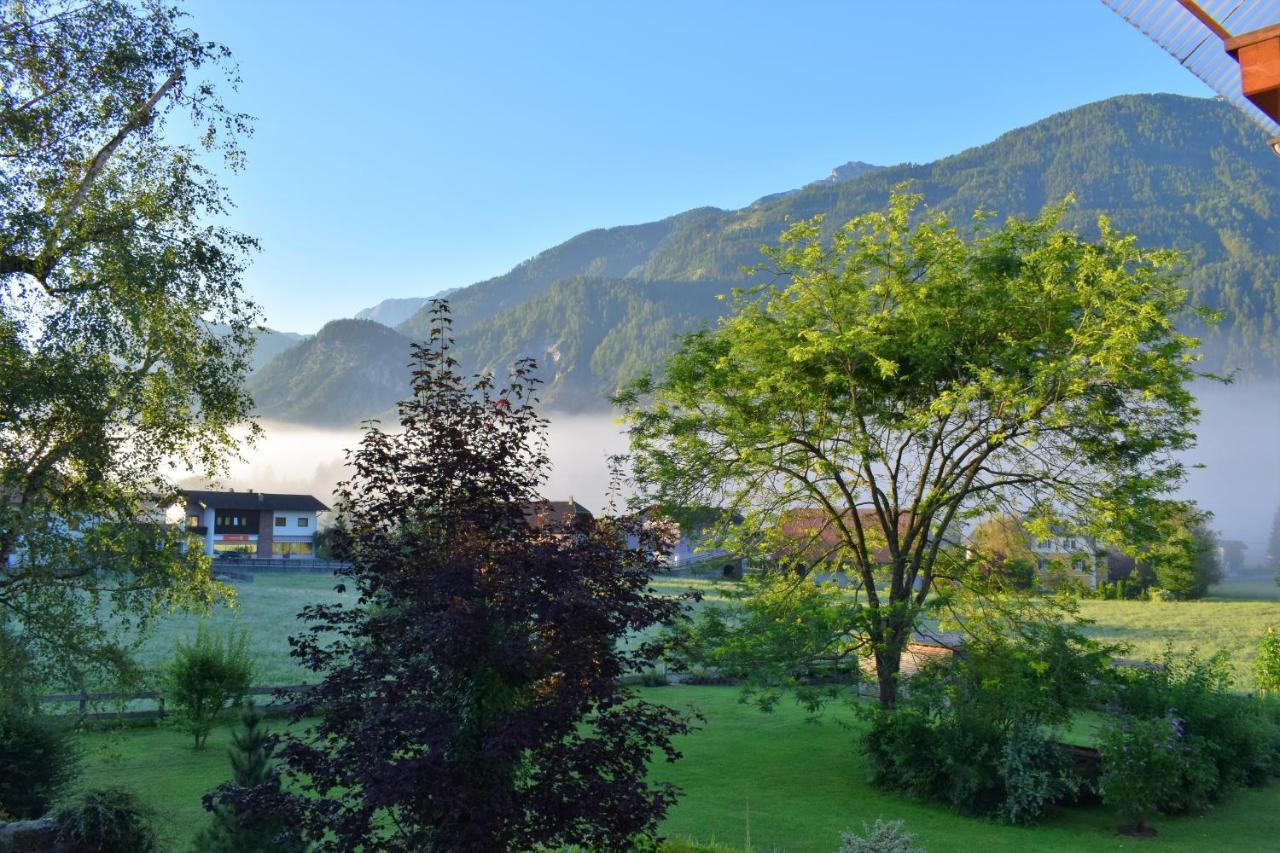 Frühstücks-Radpension Taurer-Thoman Dellach im Drautal Exterior foto