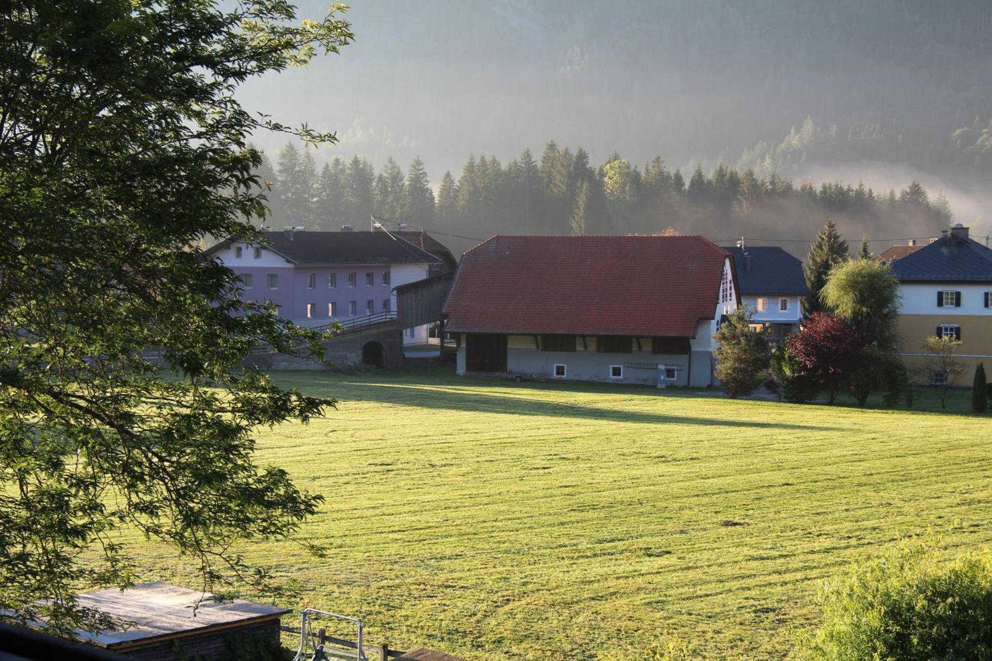 Frühstücks-Radpension Taurer-Thoman Dellach im Drautal Exterior foto
